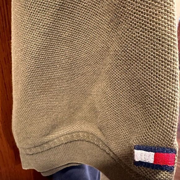 Tommy Hilfiger Short Sleeve Polo Shirt. Size Large - Picture 2 of 4